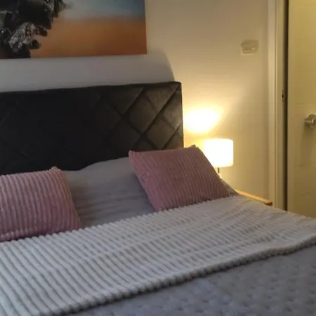 Martea Apartment *